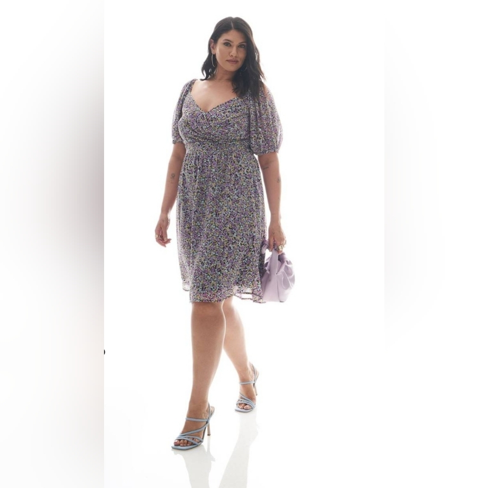 Pleated V-Neck Dress With Bubble Sleeves